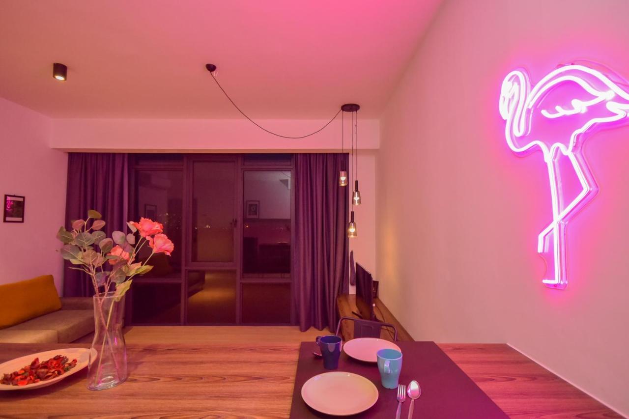 Cube 8Teens By Nest Home Johor Bahru Exterior foto